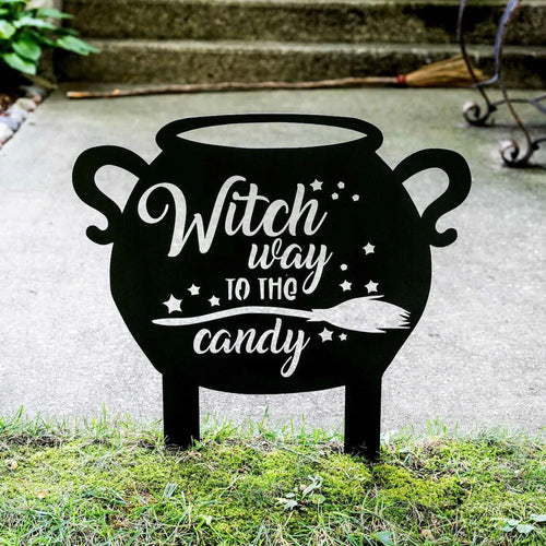 Metal Yard Art for Halloween, Witches Decor