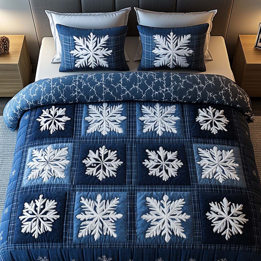 Arctic Patchwork 3-Piece Quilted Bedding Set